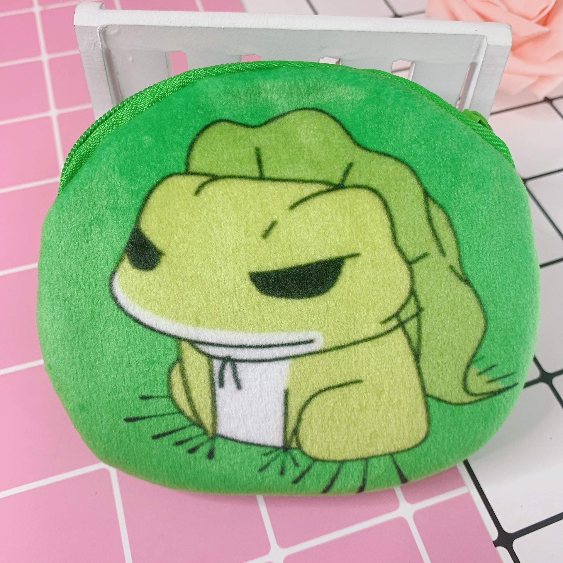Cute Plush Coin Purses for Daily Use Featuring Travel and Animal Designs - Purse plush coin purse-travel frog