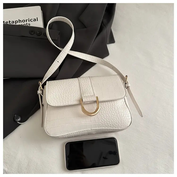 Varine en cuir PU dur avec bandoulière unique en plusieurs couleurs