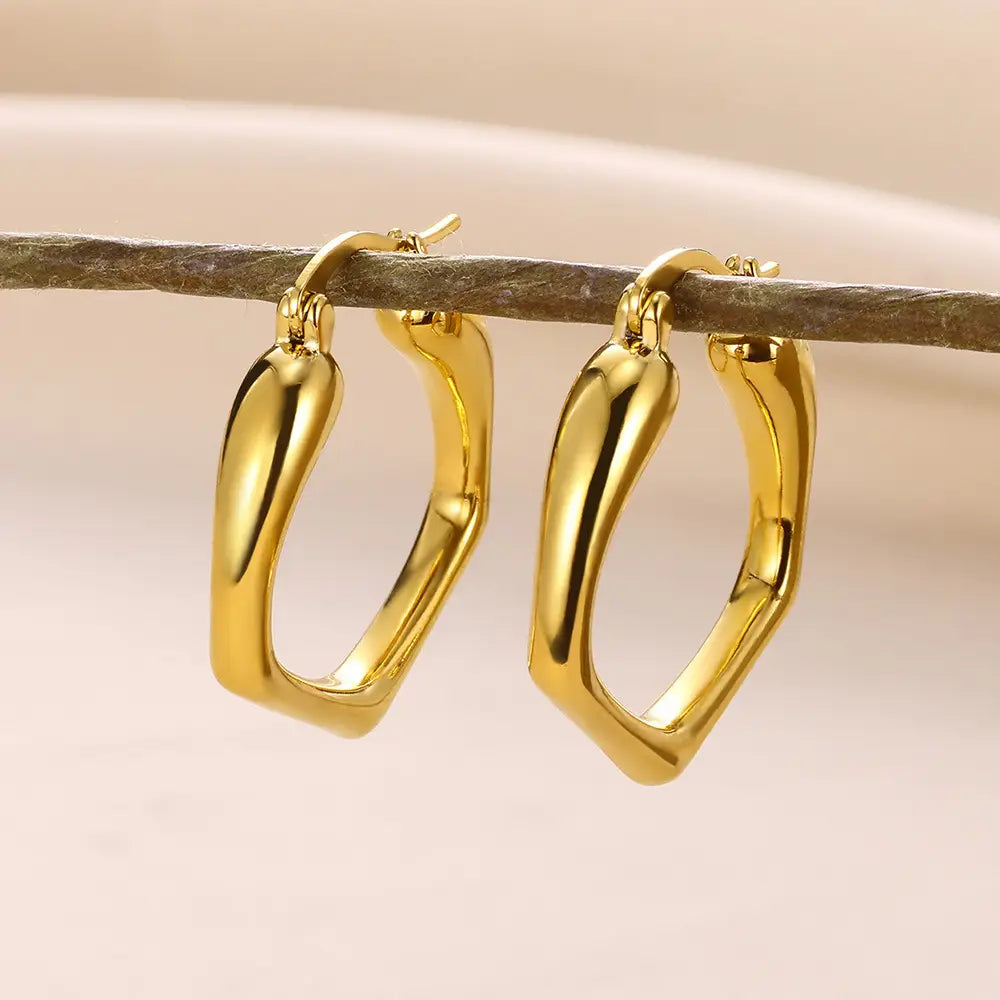 European And American Simple High Luxury 18K Gold Linear Ear Ring