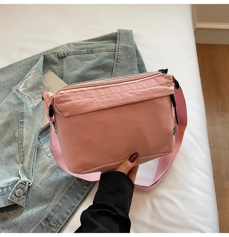 Sac à corps croisé en toile de voyage avec poche de téléphone pour les femmes en plusieurs couleurs