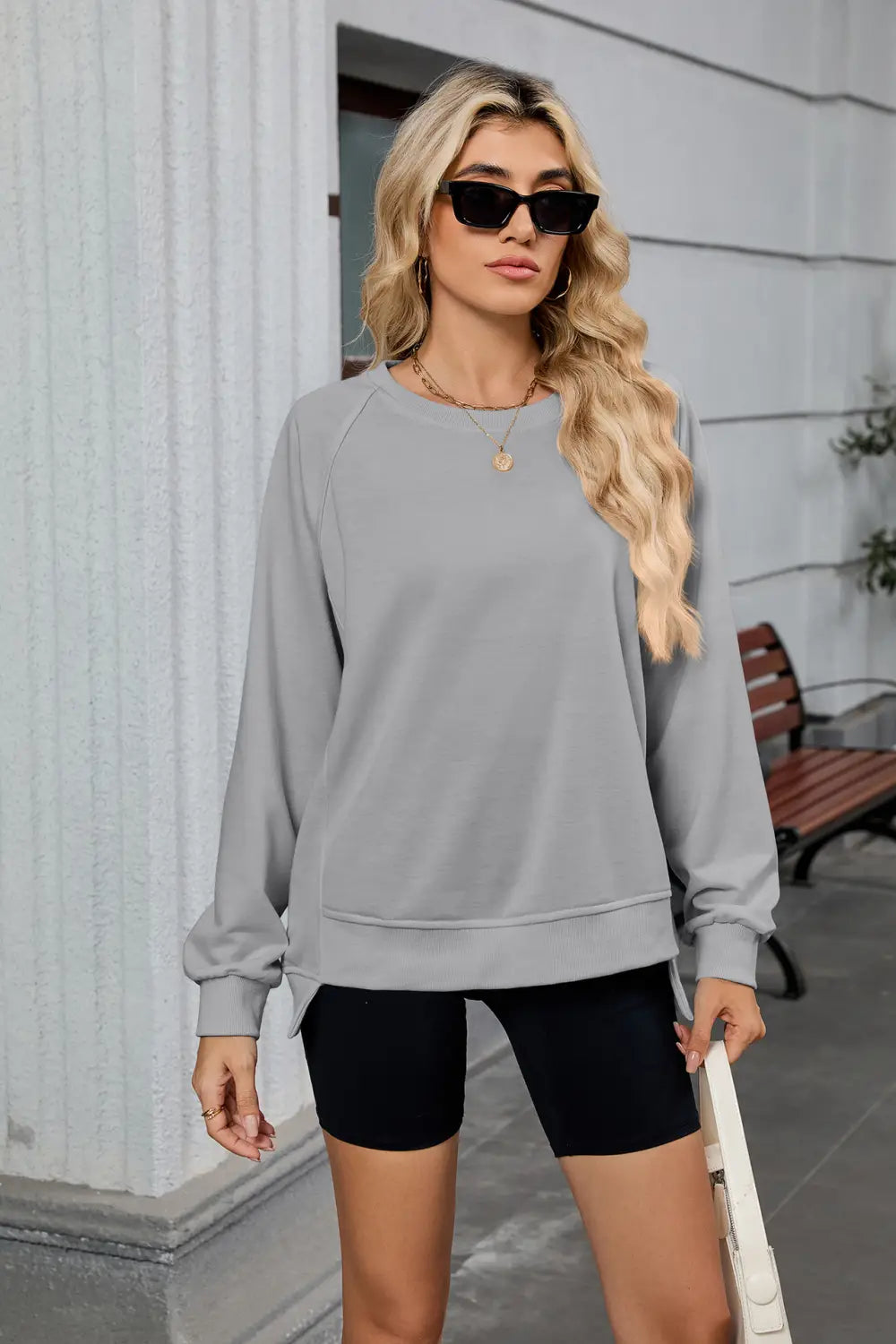 Naiste pikkade varrukatega lahtine pulloveri kampsun mitmes värvitoonis ja suuruses