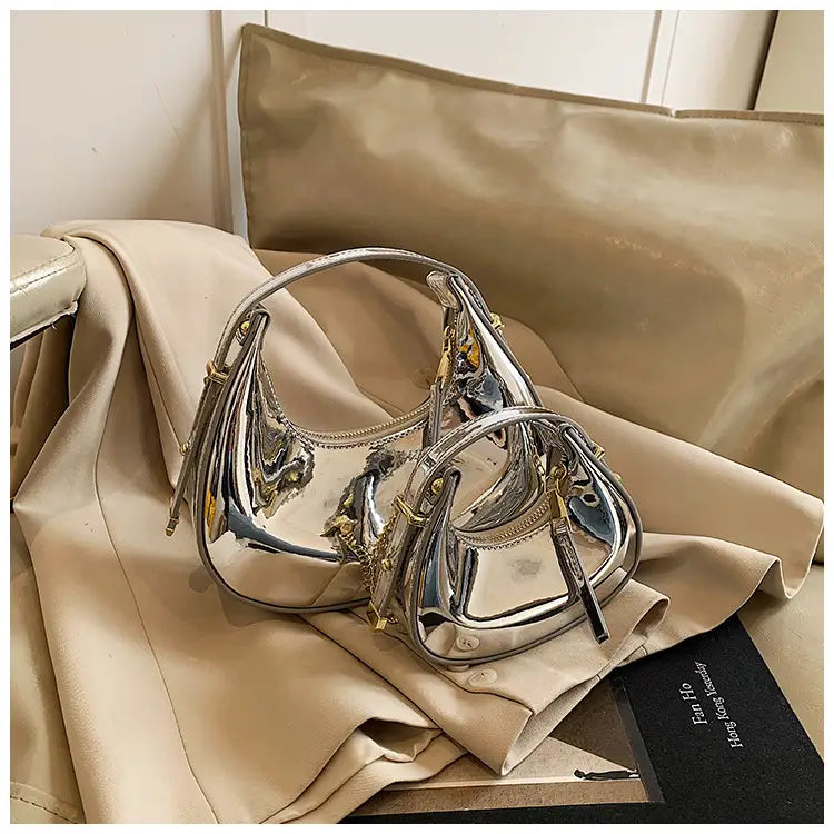 Kleine weiche PU -Umhängetasche mit 116 cm Riemen in mehreren Farben