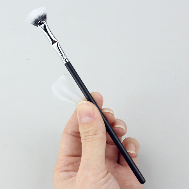 Dotted Color Powder Mascara Brush for Applications - Teleplus dotted color powder mascara brush