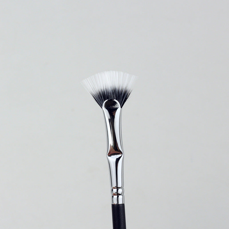 Dotted Color Powder Mascara Brush for Applications - Teleplus dotted color powder mascara brush