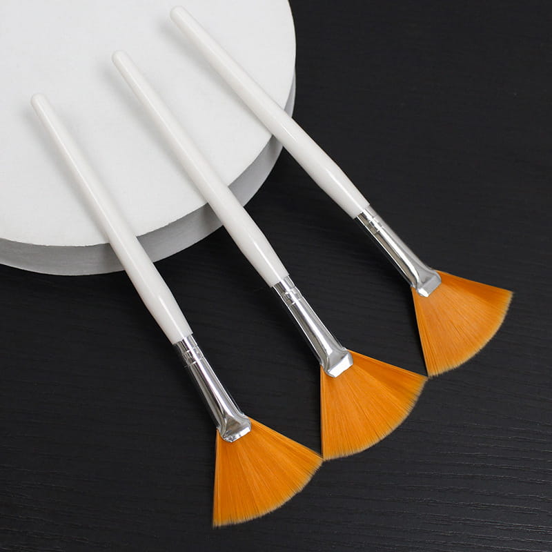 Beauty Tools Fan Brush for Tartaric Acid Applications and Makeup