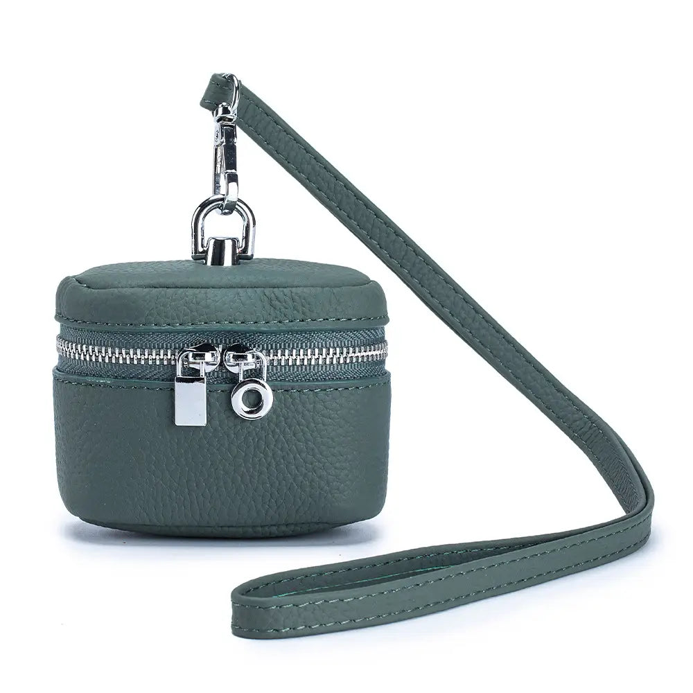 Mála láimhe leathair i ndathanna éagsúla d'fhir agus do mhná