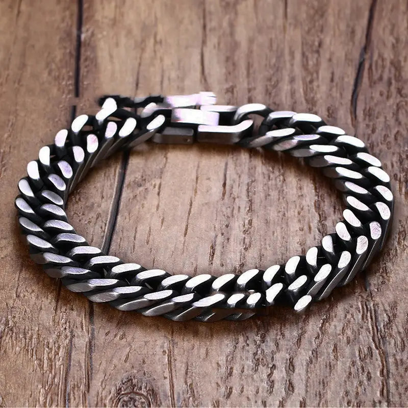 Simple And Versatile Retro Men’s Bracelet