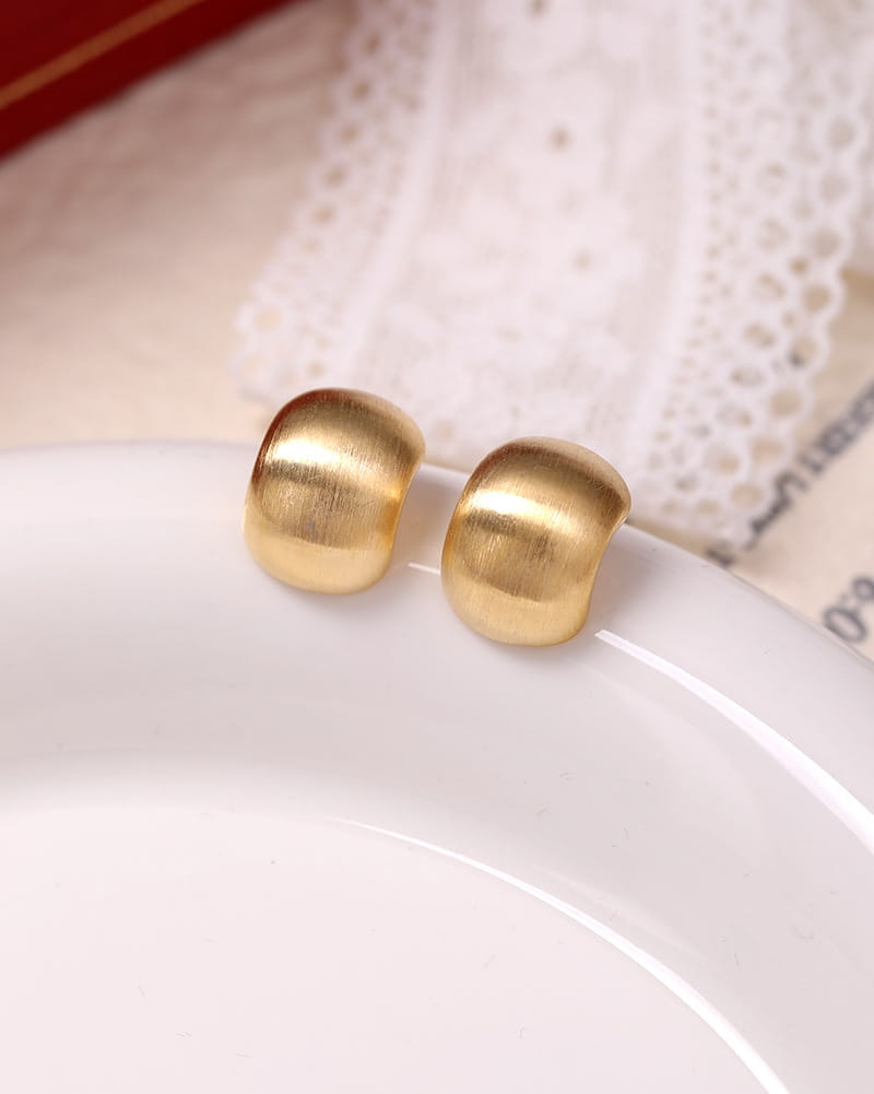 Small C- Shaped Brushed Minimalist Silver Stud Earrings