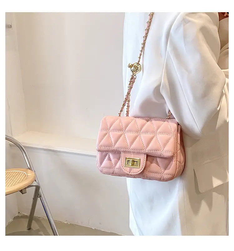 Diamond Pattern Chain Crossbody Bag for Daily