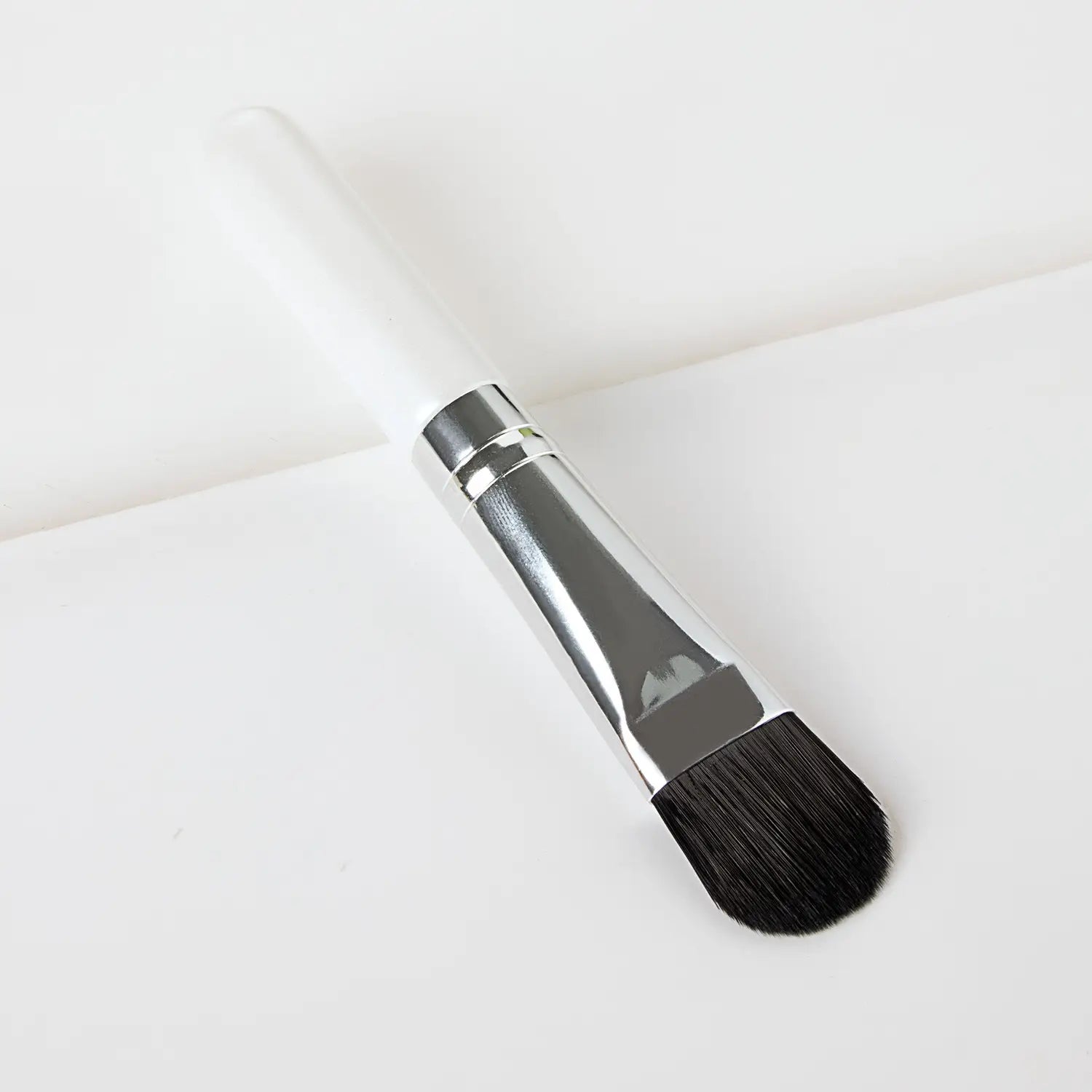 Perie de machiaj cu mâner din lemn lungime de tijă scurtă de 12 cm 2cm 2cm