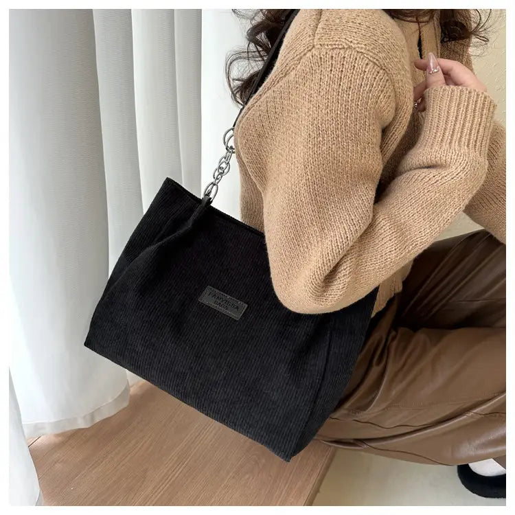 Cord -Umhängetasche mittelgroß