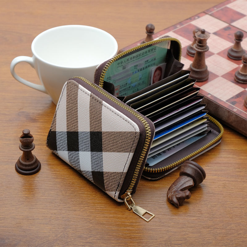 European American Leather Credit Card Cover with Anti-Theft and Degaussing Features - Purse for Hot Item Lovers credit