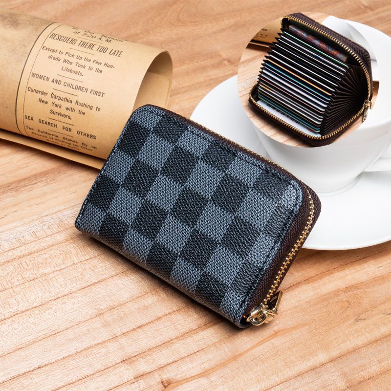 European American Leather Credit Card Cover with Anti-Theft and Degaussing Features - Purse for Hot Item Lovers credit