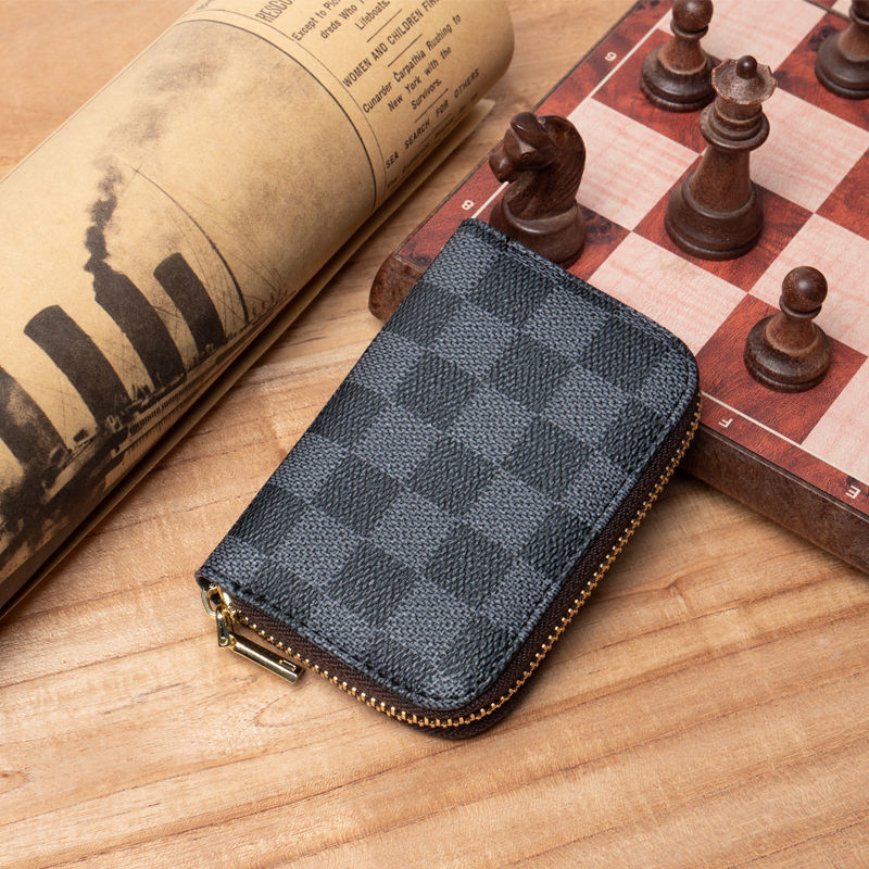 European American Leather Credit Card Cover with Anti-Theft and Degaussing Features - Purse for Hot Item Lovers credit