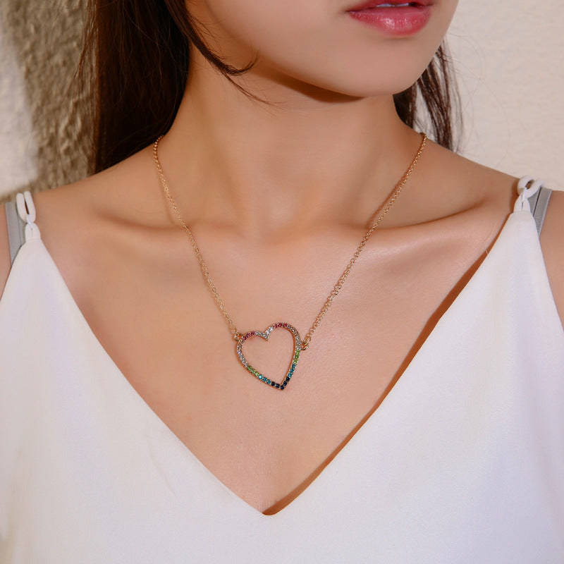 European And American Simple Colored Loving Heart Necklace Ins Fashion Hollowed-out Peach Heart - Peachy Heart Bling