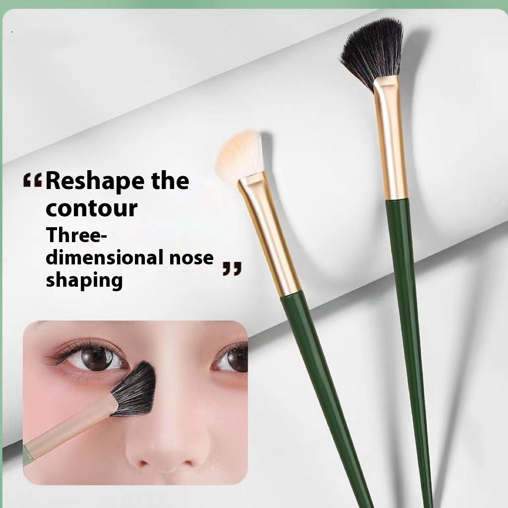 Eye Contour Brush with Oblique Sickle Shape for Precise Makeup Application - Teleplus sickle eye contour brush oblique