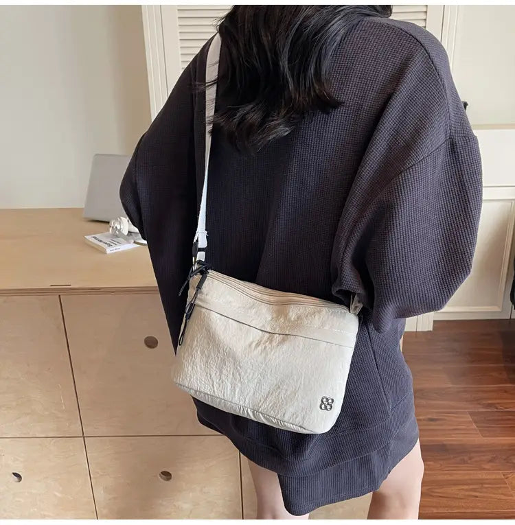 Sac à corps croisé en toile de voyage avec poche de téléphone pour les femmes en plusieurs couleurs
