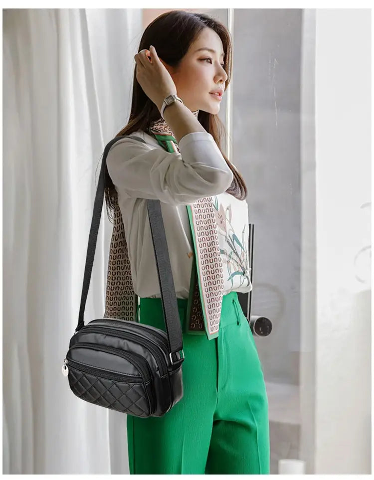 Fashion Crossbody Small Bag with Rhombus Design and Black PU Material