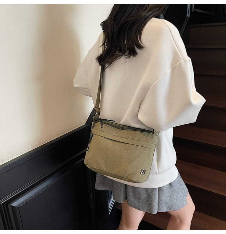 Sac à corps croisé en toile de voyage avec poche de téléphone pour les femmes en plusieurs couleurs