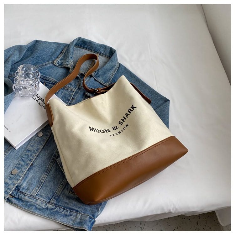 Sac fourre-tout sur toile avec poches à fermeture éclair