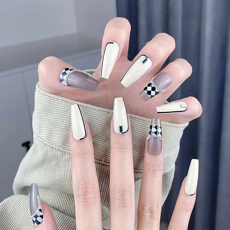 Fake Nail Tip Tulip Patch with Starry Sky and Butterfly Design for Ladies - nail tip tulip patch fake