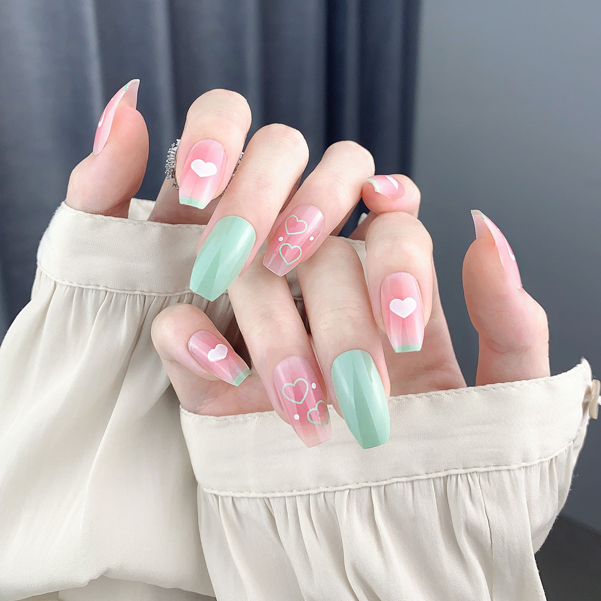 Fake Nail Tip Tulip Patch with Starry Sky and Butterfly Design for Ladies - nail tip tulip patch fake