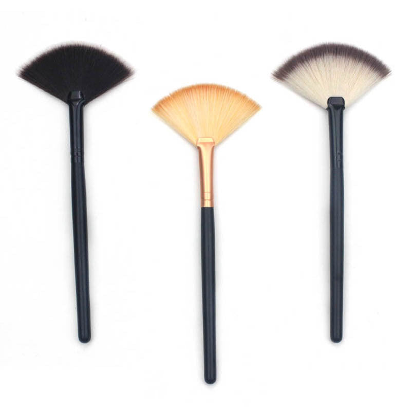 Fan Shaped Beauty Makeup Brush with Wooden Handle for - Teleplus fan shaped beauty makeup brush