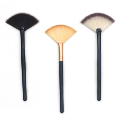 Fan Shaped Beauty Makeup Brush with Wooden Handle for - Teleplus fan shaped beauty makeup brush