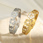 Fashion Hollowed-out Five-leaf Flower Bracelet Female Minority Simple - Five-Leaf Flower Bracelet in Hollow Design