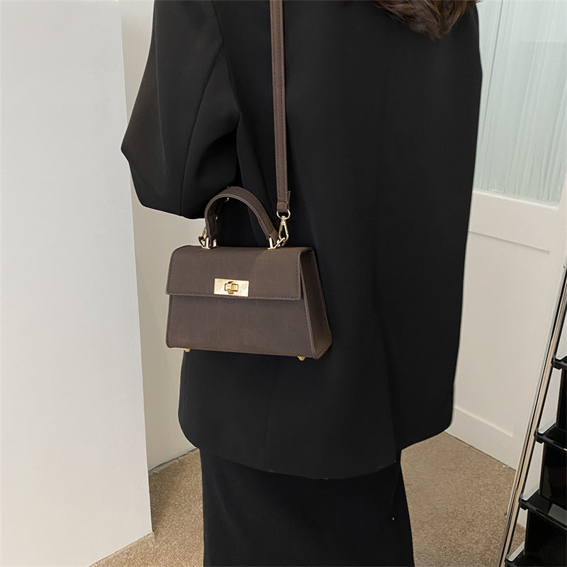 Fashionable Western Style Color Bag with PU Outer and Pattern Storage - Teleplus Portable Outdoor color bag fashionable