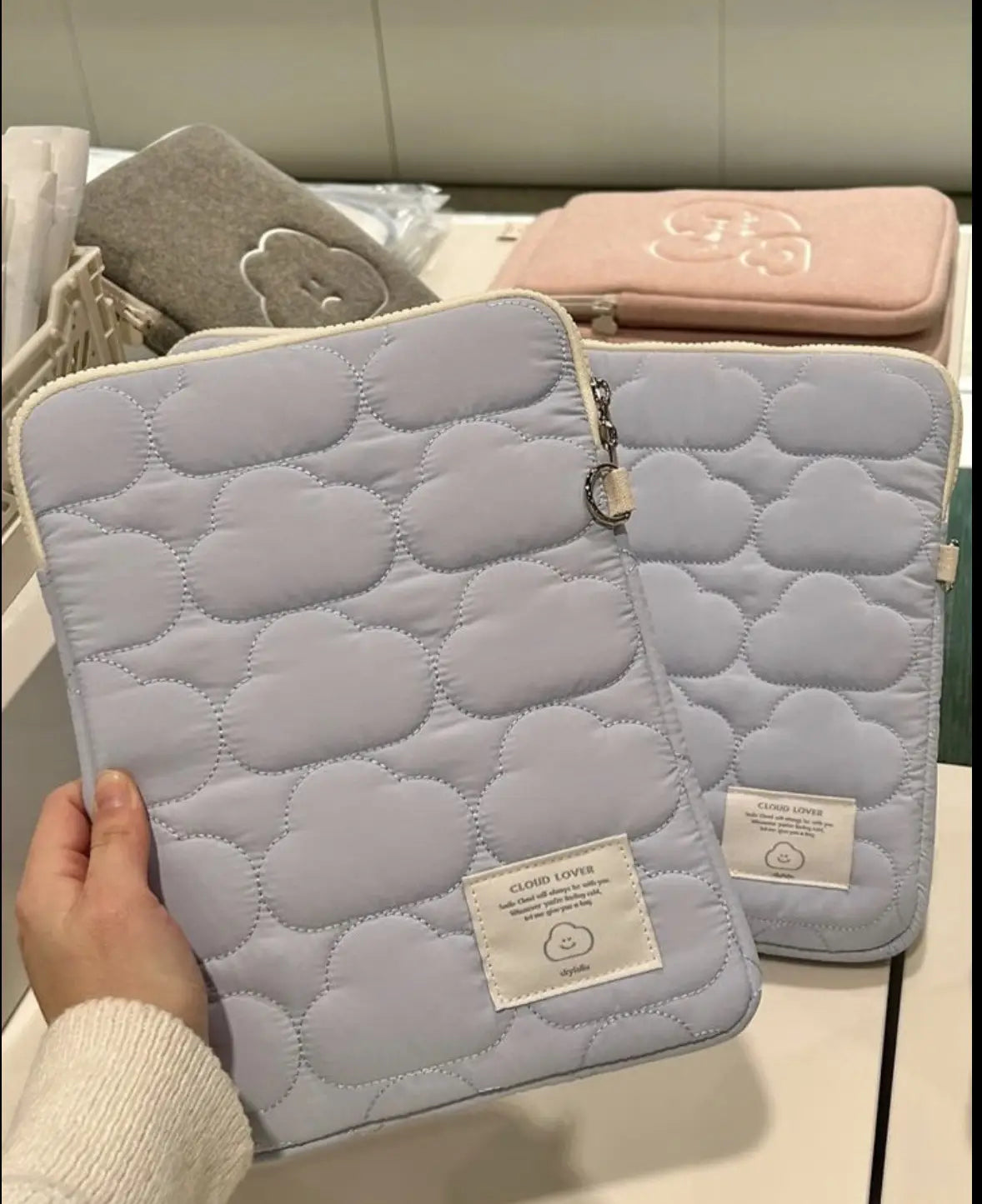 Mânecă de laptop alb și albastru pentru femei pentru calculatoare de 11 până la 15,6 inci