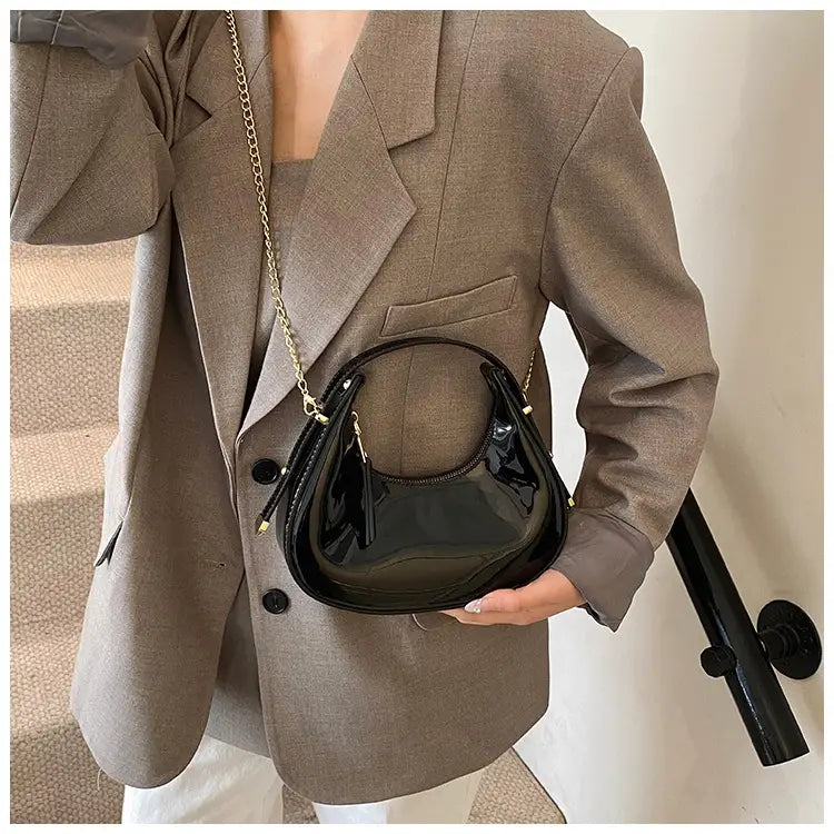 Kleine weiche PU -Umhängetasche mit 116 cm Riemen in mehreren Farben