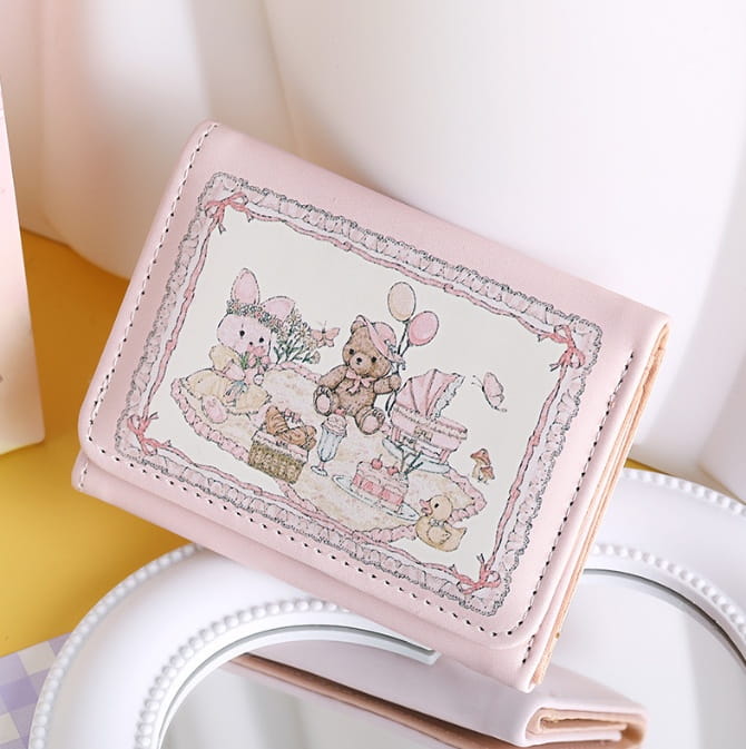 Líneáil poileistir beochana cartúin le haghaidh cat bó agus dearadh taibhse graifítí le dathanna bríomhara agus móitífeanna spraíúla