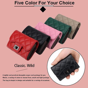 Genuine Leather Card Holder with Coin Pocket in Red Green Black Pink Apricot for the United States - Sheepskin That’s