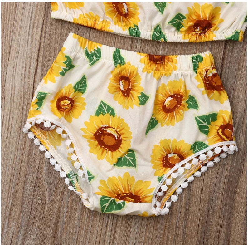 Girl Sunflower Print One-Shoulder Top Triangle Shorts Suit - Girl Sunflower Top and Shorts Suit in Cotton Cuteness