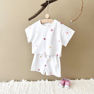 White Floral Baby Suit for 6-24 Months Suitable the United States - Fun Tiny Tots in Comfy Style united states chf
