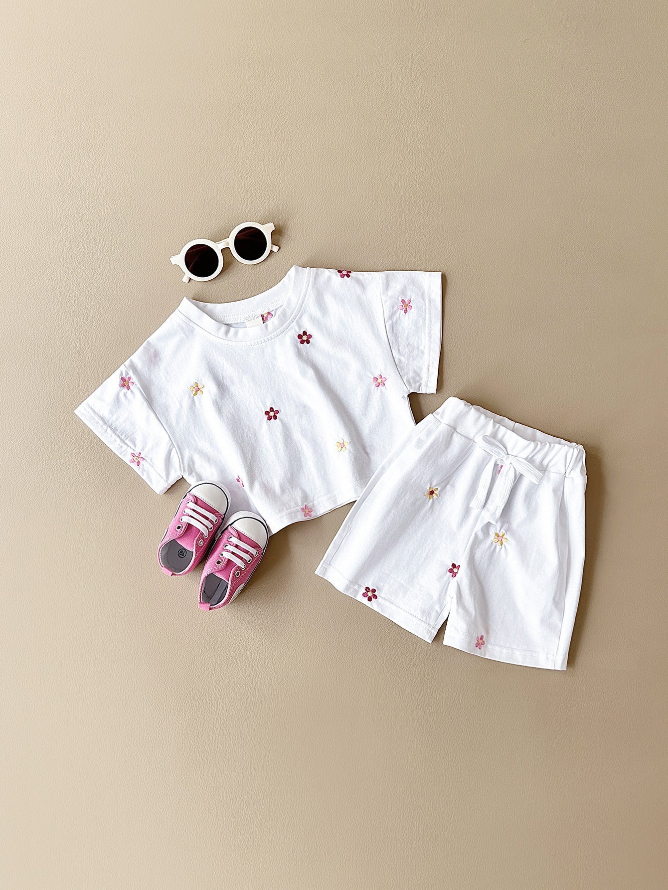 Girls’ Floral T-shirt Comfortable All-match Suit - Floral Fun for Tiny Tots in Comfy Style