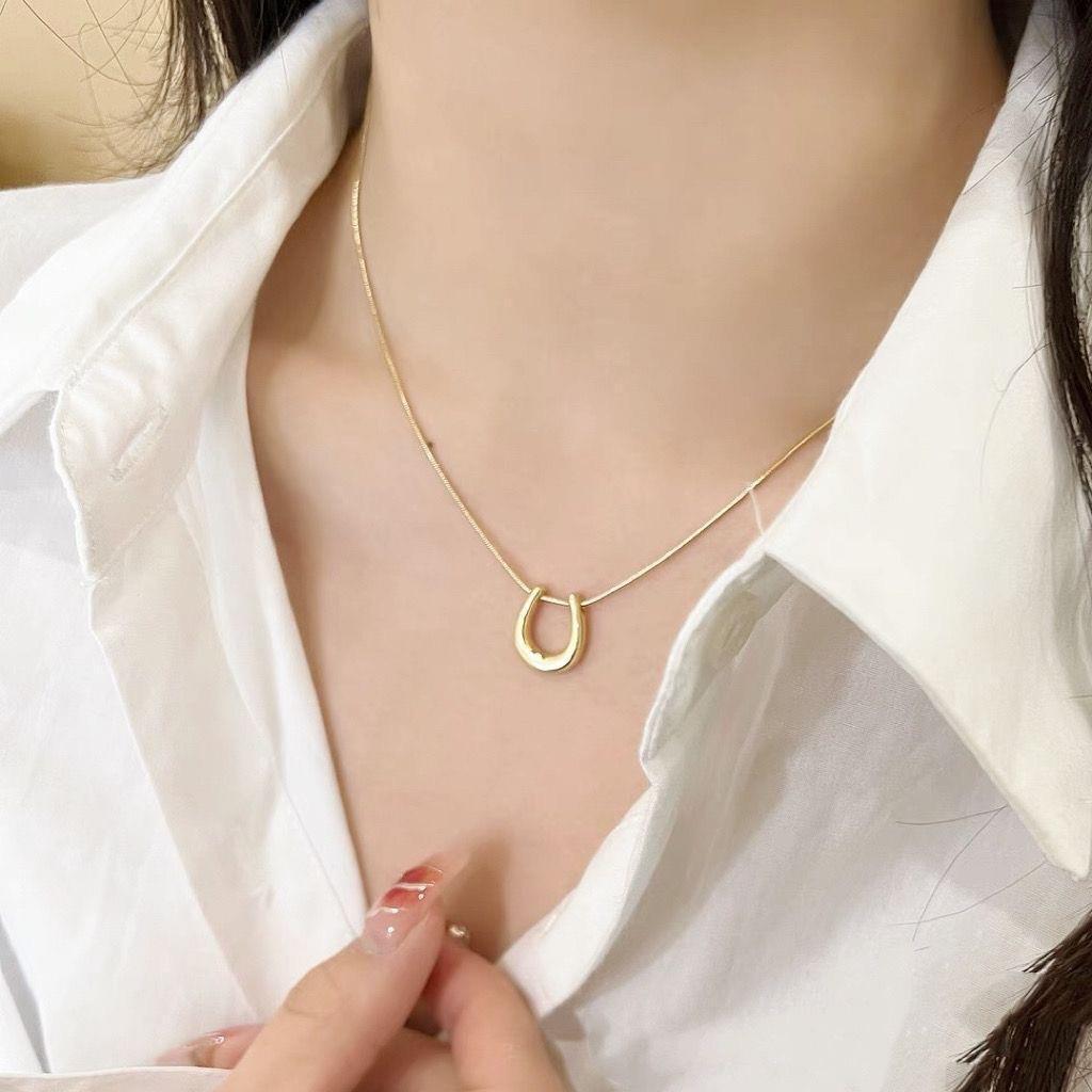 U-shaped alloy necklace with geometric pendant for women in the United States - Korean Washable Alloy Necklace Stylish