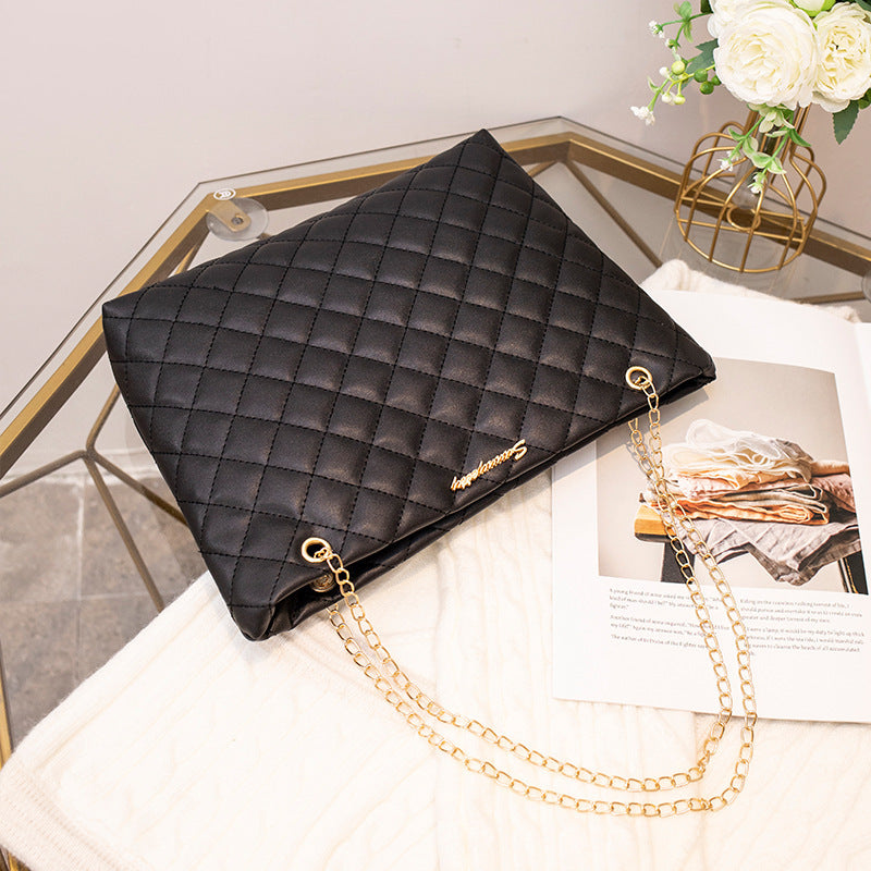 Large Capacity Shoulder Bag with Niche Rhombus Chain and Synthetic Leather - niche rhombus chain large capacity shoulder