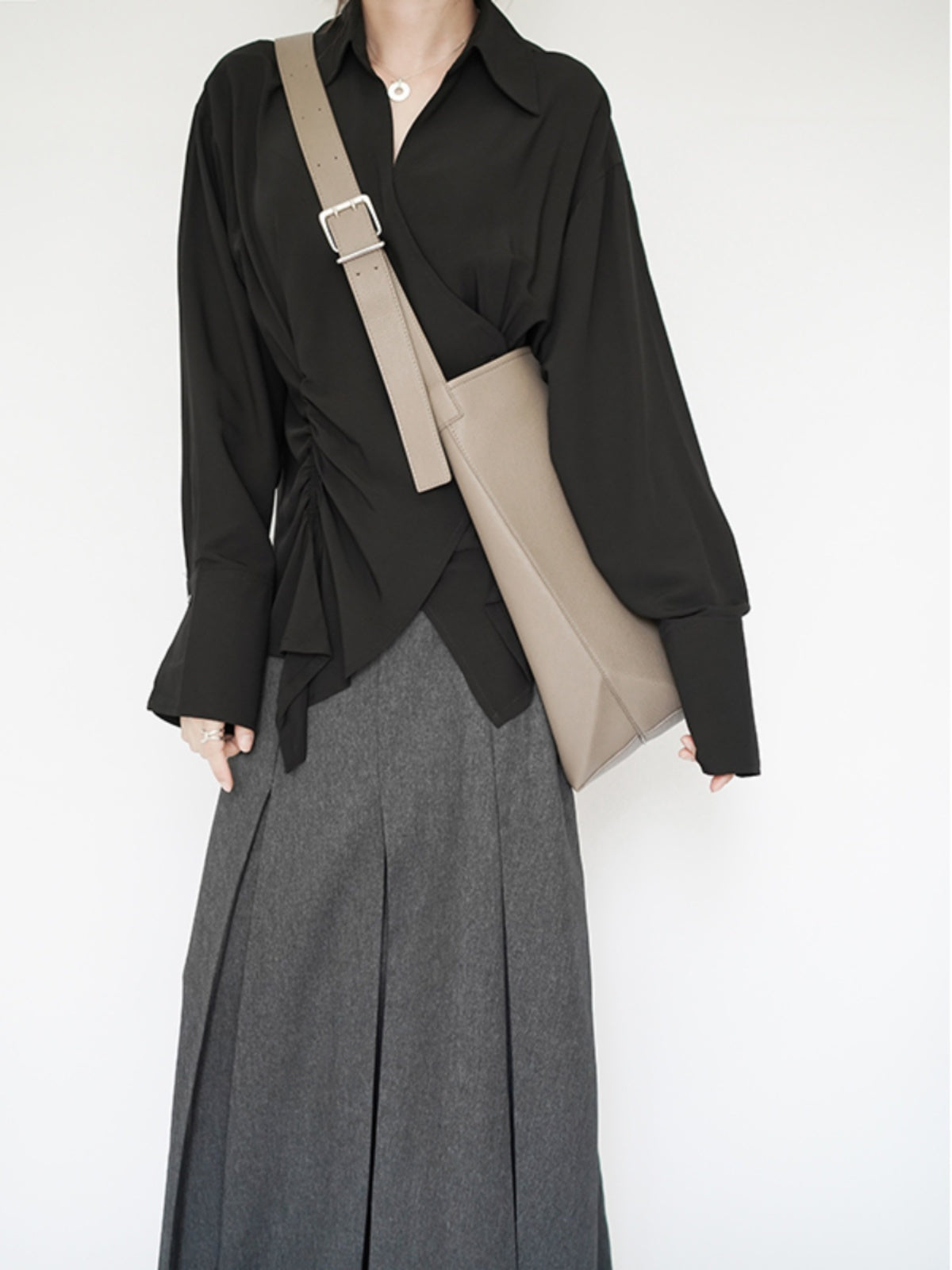 Large Capacity Solid Color Lychee Pattern Bucket Bag for Commute and Travel - Teleplus large capacity solid color