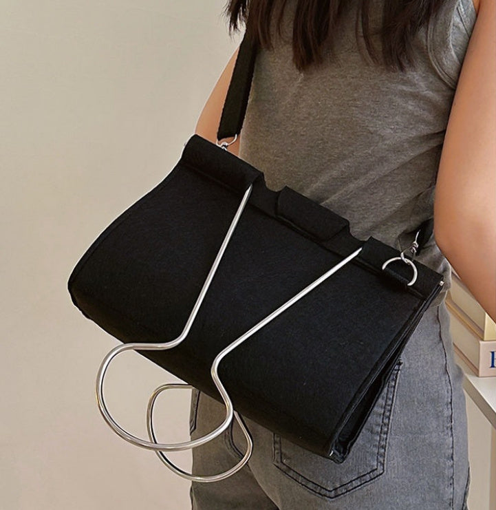 Large Capacity Swallowtail Clip Crossbody Handbag with Binder Clips for Daily - Use large capacity swallowtail clip