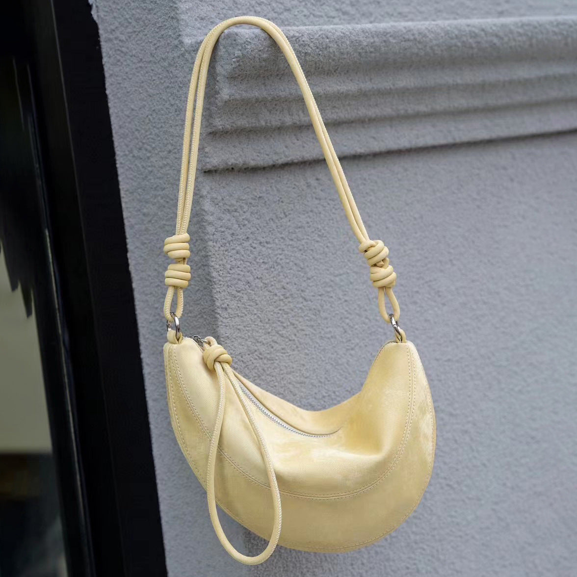 Layer Cattlehide Leather Fashion Shoulder Bag with Sandwich Zipper Design - for Women layer cattlehide leather fashion