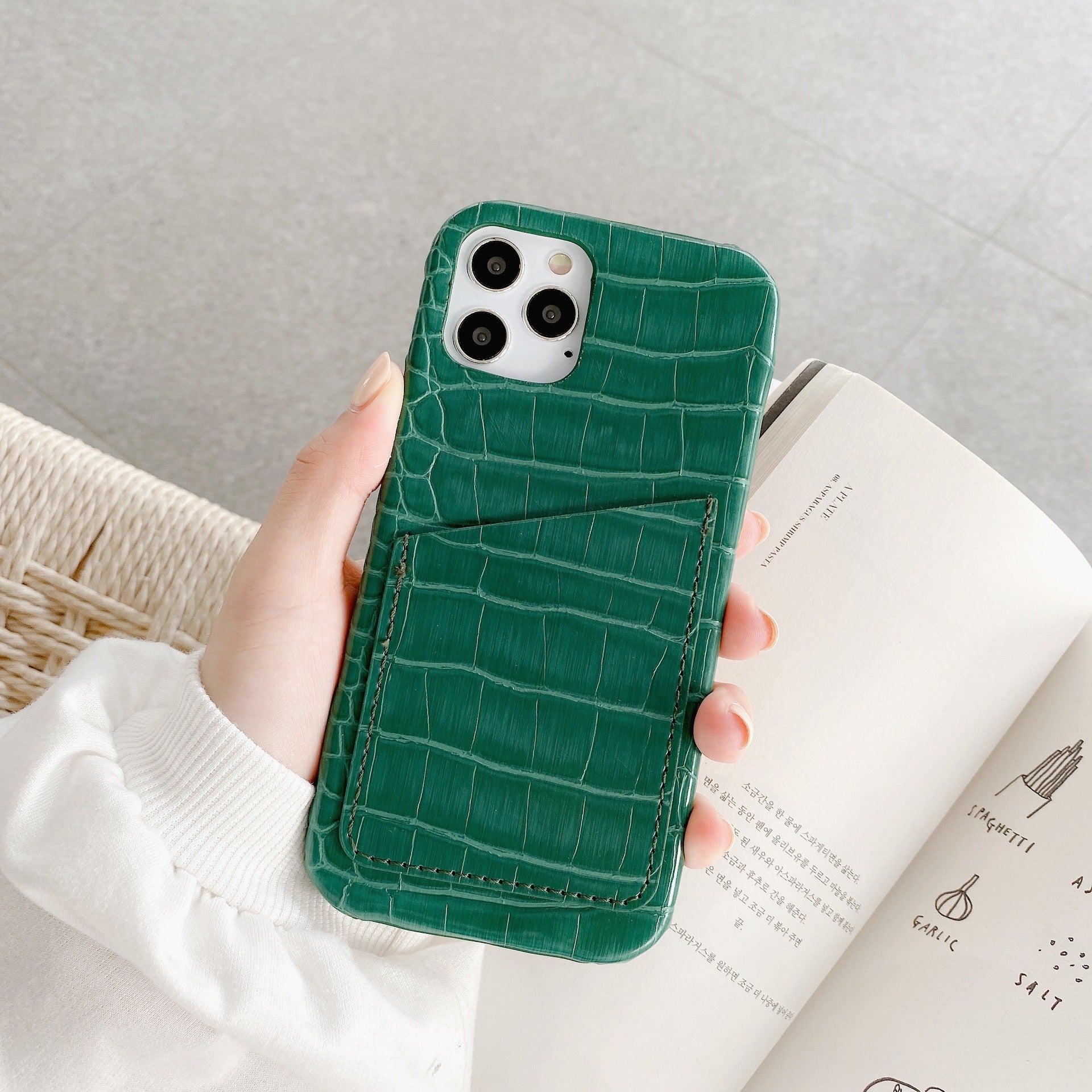 Leather crocodile-striped card case - Leather Crocodile-Striped Card Case for Smartphones