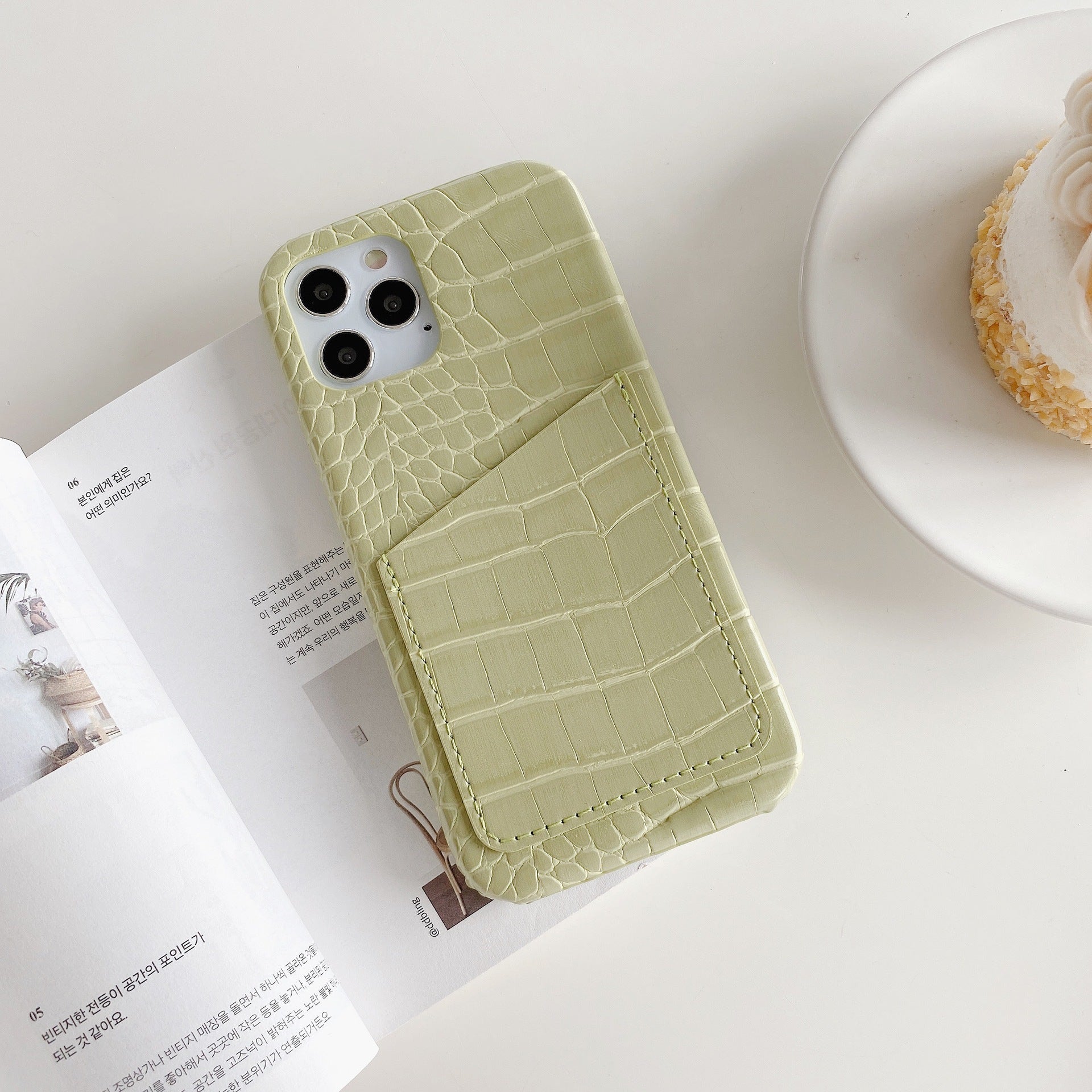 Leather crocodile-striped card case - Leather Crocodile-Striped Card Case for Smartphones