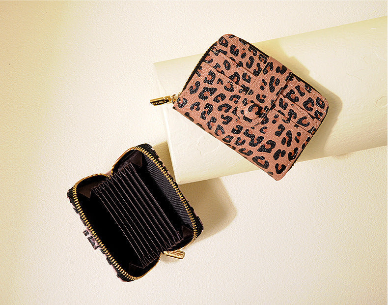 Leopard Print Fashion Wallet for Men and Women in the United States - That Holds More Than Your Ex’s Drama united