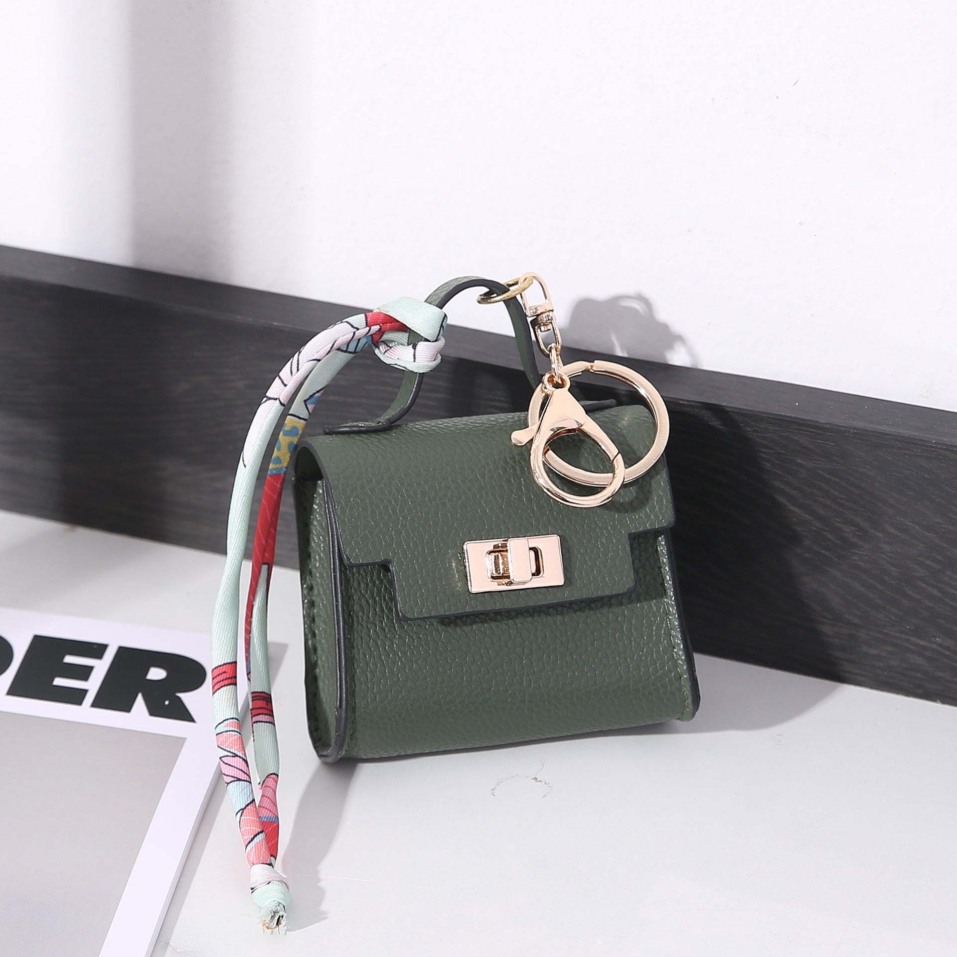 Light Luxury Bag with Stripes Lining for Kelly in Multiple Colors - Teleplus mini pendant plastic light luxury bag