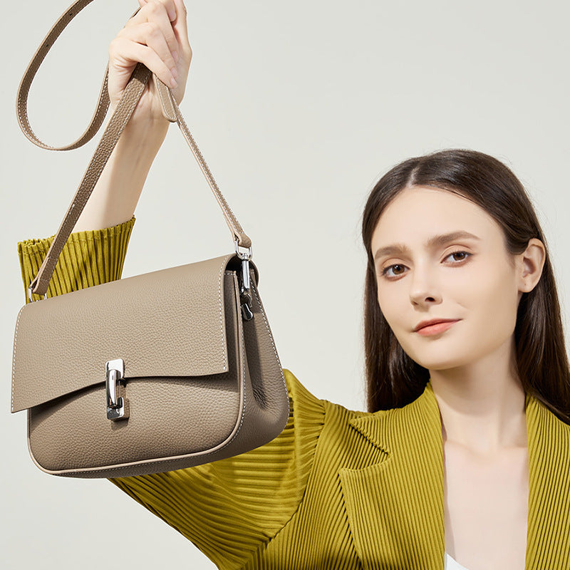 Light Luxury Leather Oval Bag with Zipper and Mobile Phone Pocket - Teleplus Messenger light luxury leather shoulder