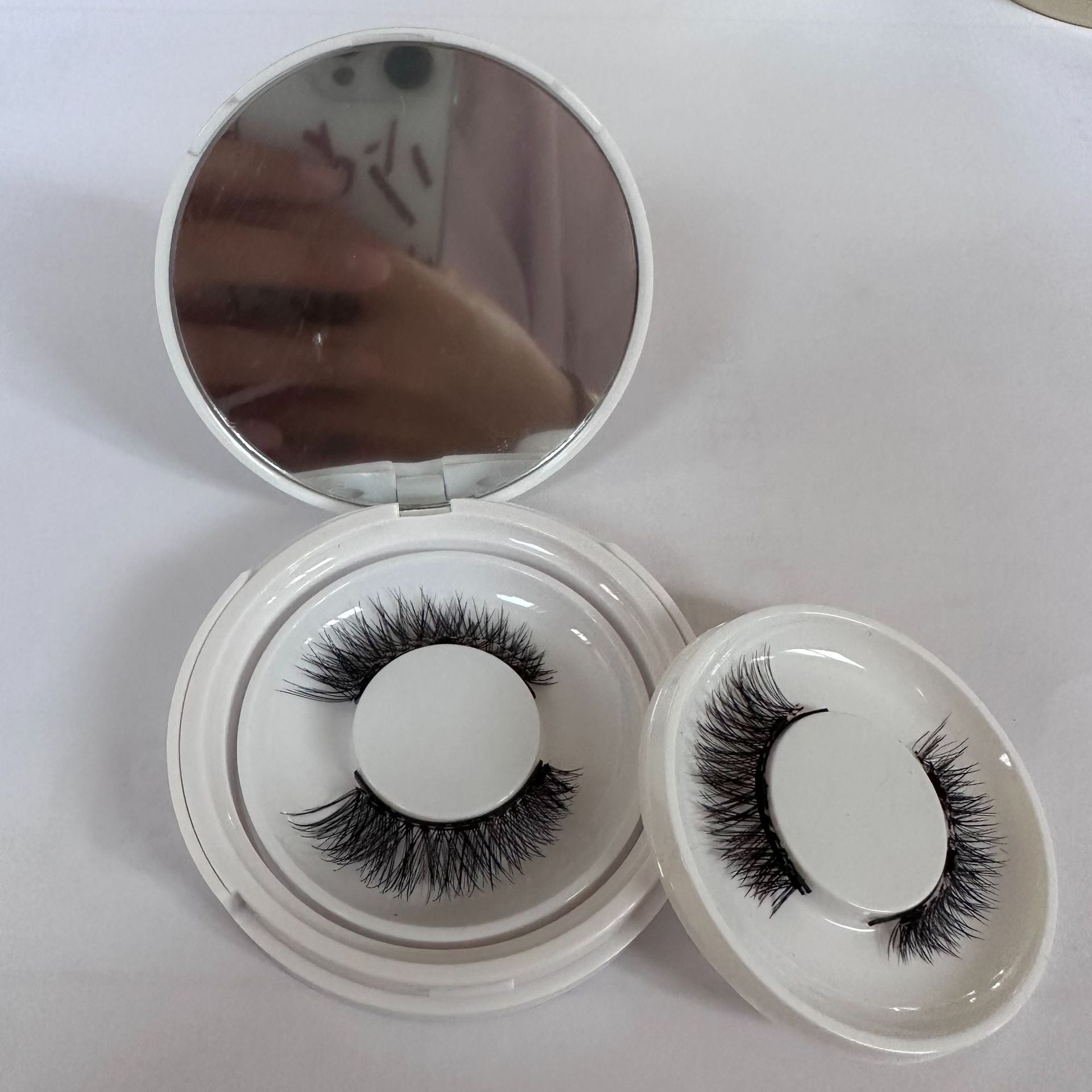Little Devil Mink-Shaped White Clip Magnet for False Eyelashes Set - Teleplus white clip magnet false eyelashes