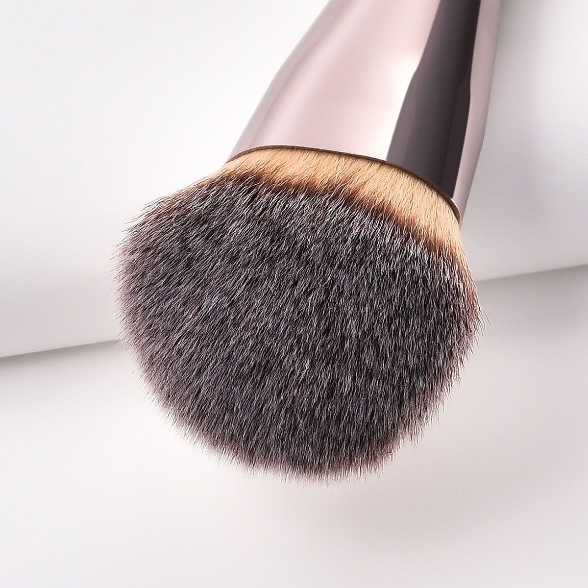 Makeup Brush Set in Champagne Gold with Wooden Handle and Nylon Bristles - Teleplus makeup brush champagne gold powder