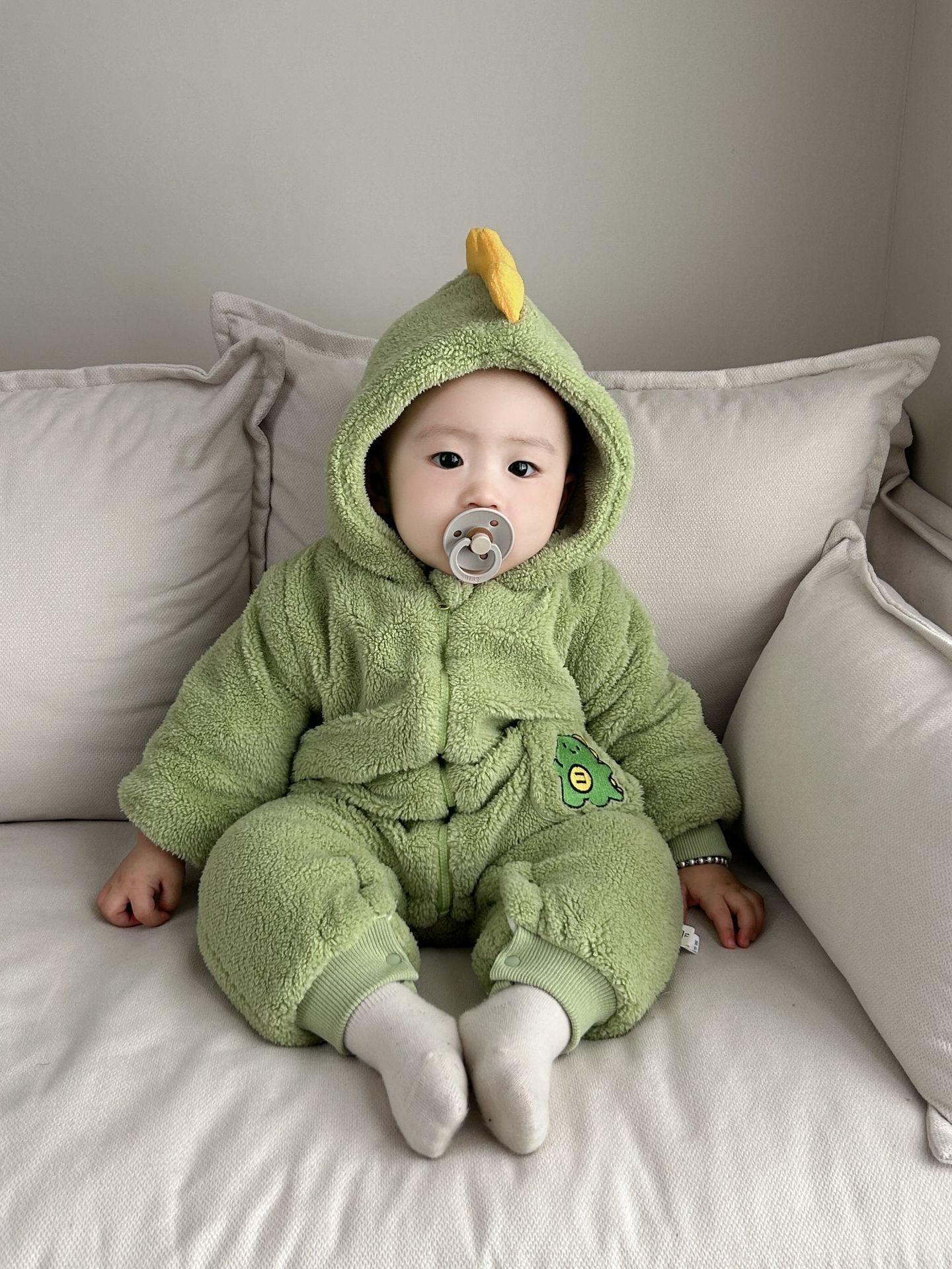 Newborn Autumn And Winter Fleece-lined Thickened Jumpsuit - Tiny Tots Stay Toasty in Fleece-tastic Jumpsuit